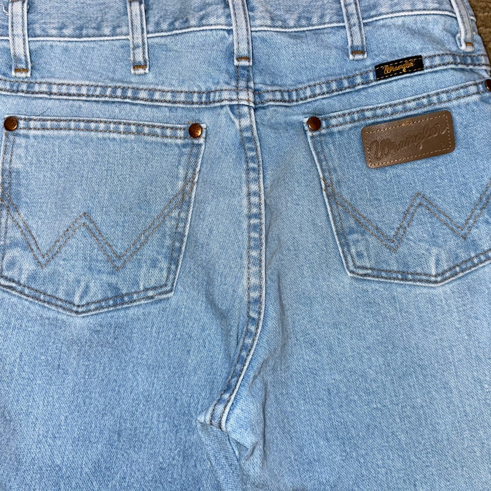 Wrangler Cowboy Cut Slim Fit Active Flex Jeans - Picture 7 of 9